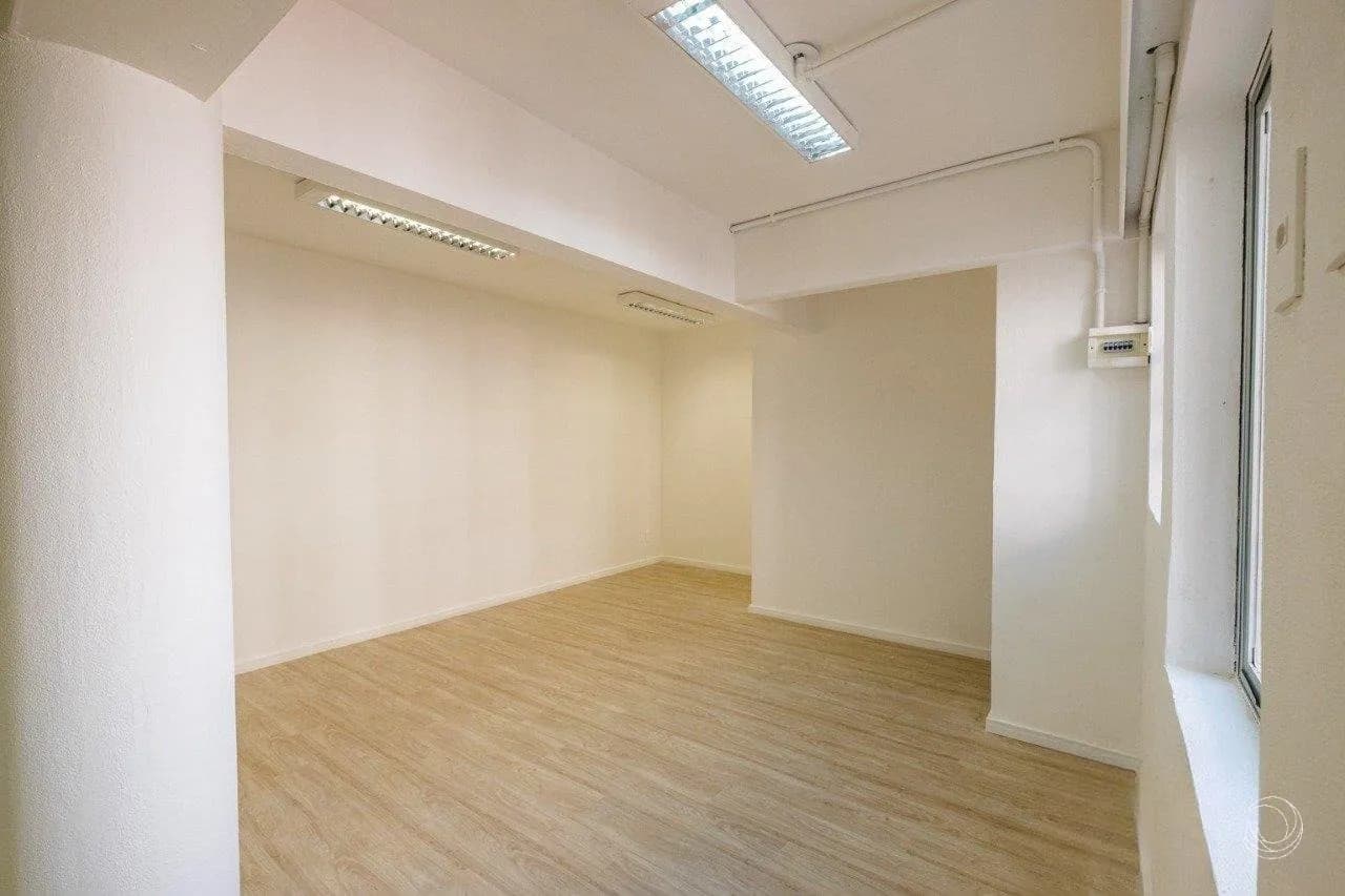 Sala comercial para venda em Centro com 96 m² — foto 3