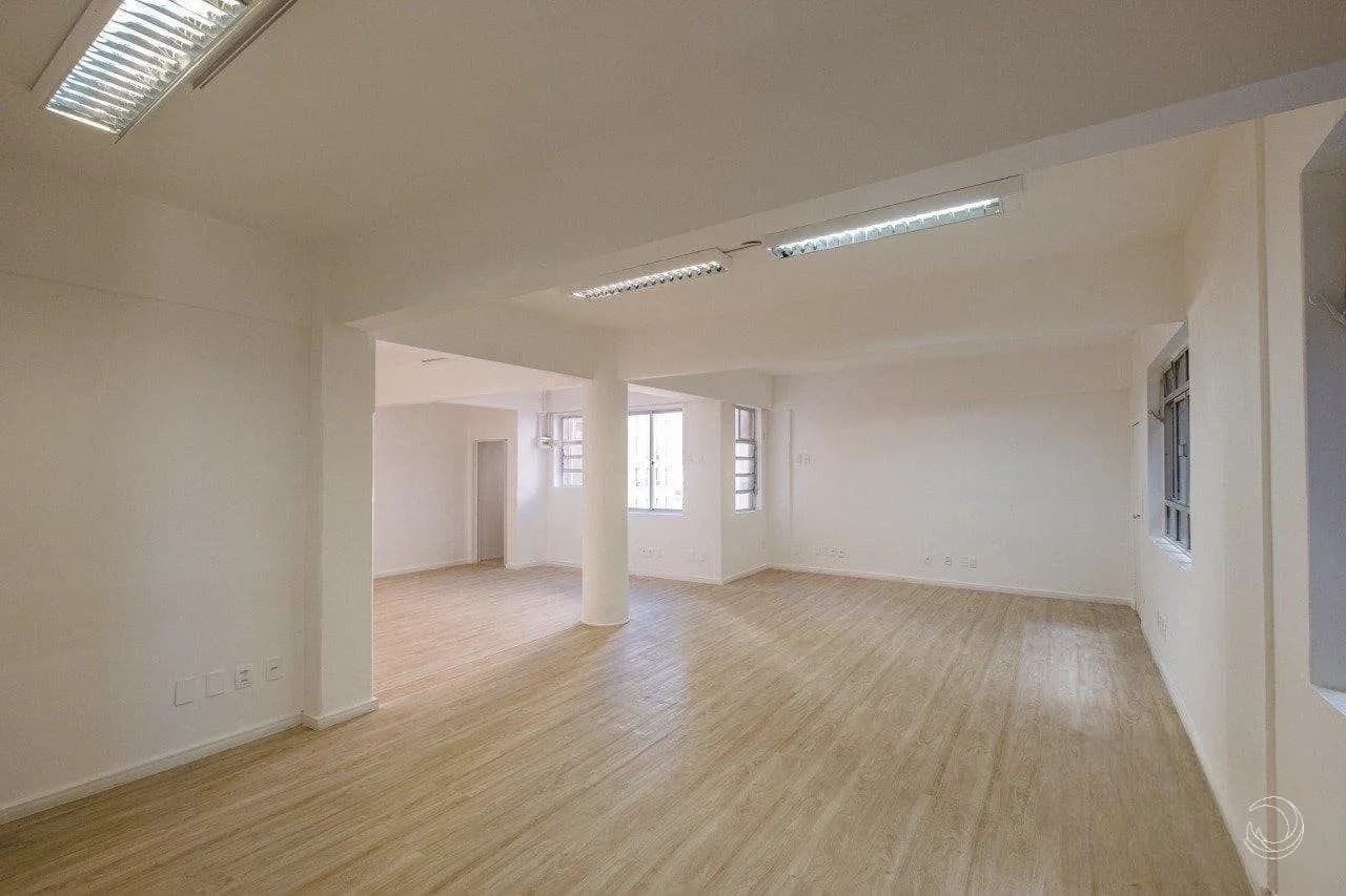 Sala comercial para venda em Centro com 96 m² — foto 4