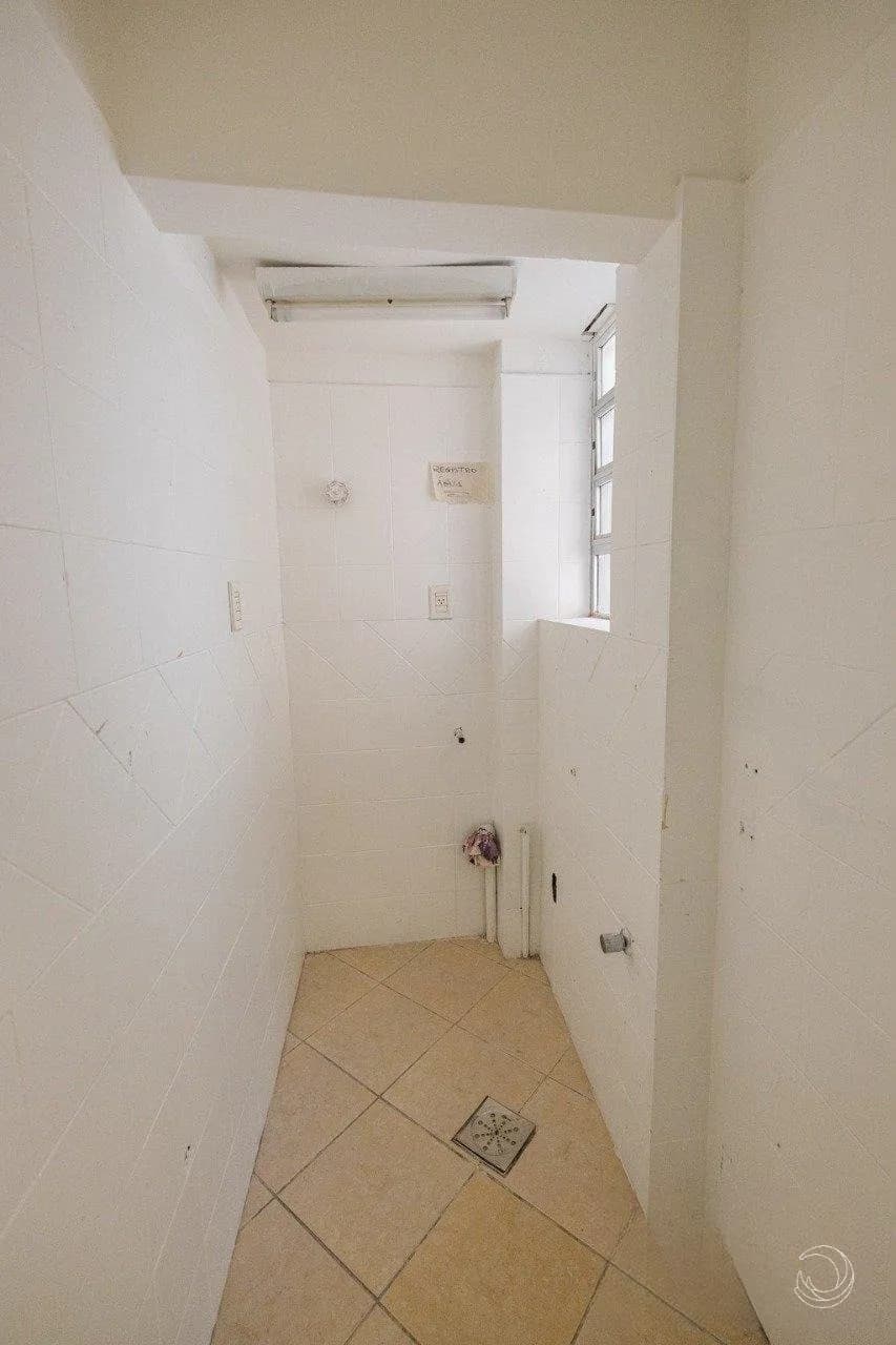 Sala comercial para venda em Centro com 96 m² — foto 5