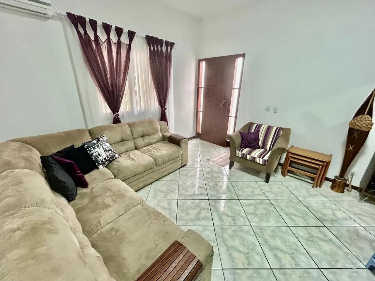 Casa para venda com 3 dormitórios em Barreiros com 202 m² — foto 2
