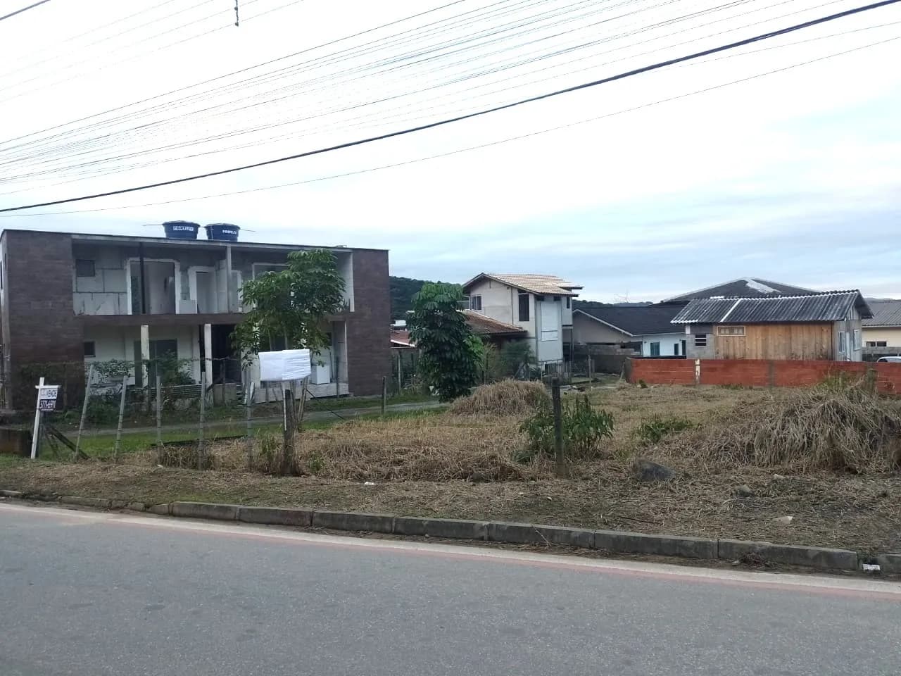 Terreno para venda em Pedra Branca com 360 m² — foto principal