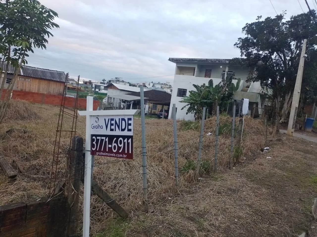 Terreno para venda em Pedra Branca com 360 m² — foto 2