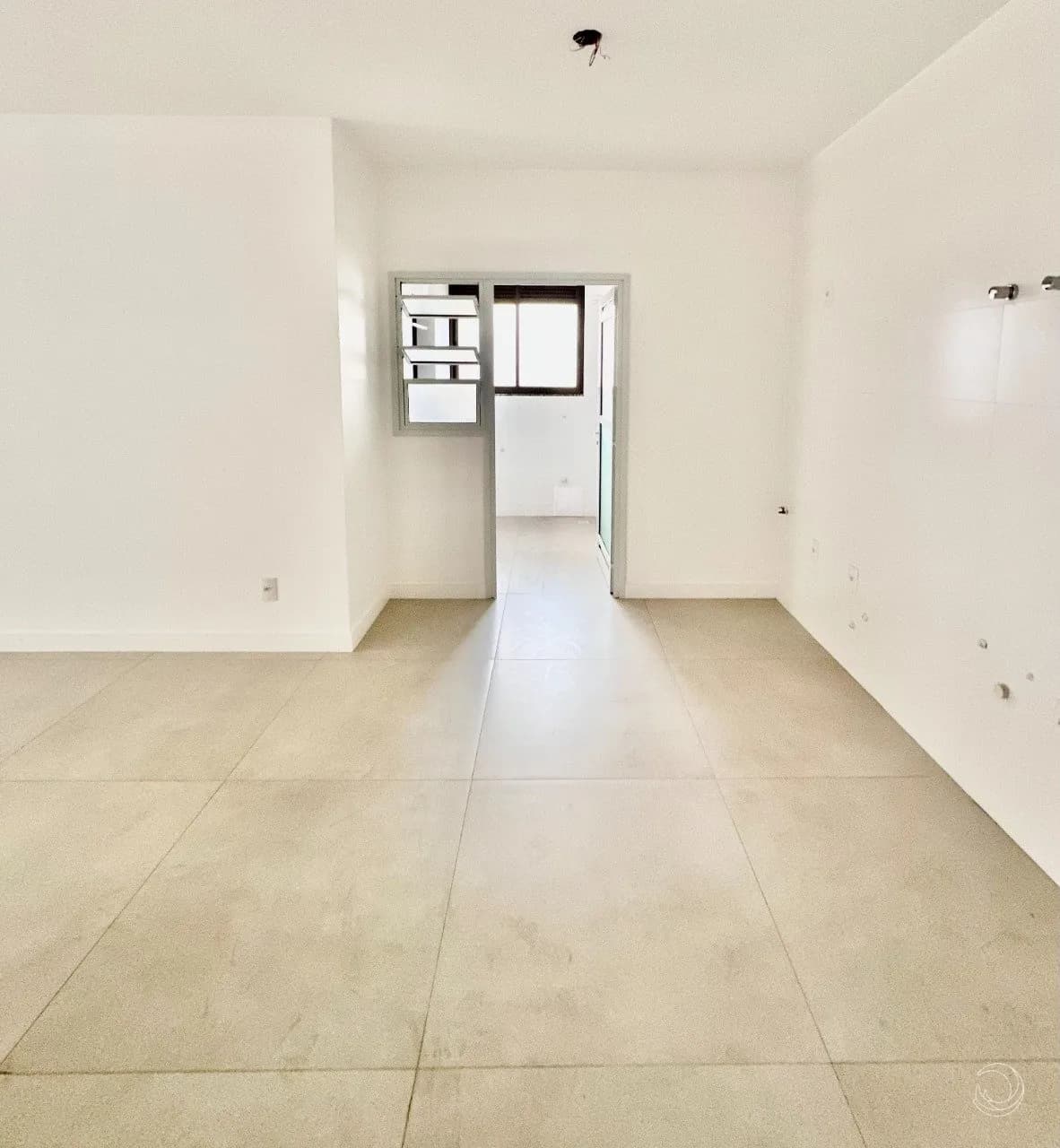 Apartamento para venda com 3 dormitórios em Itacorubi com 101 m² — foto 2