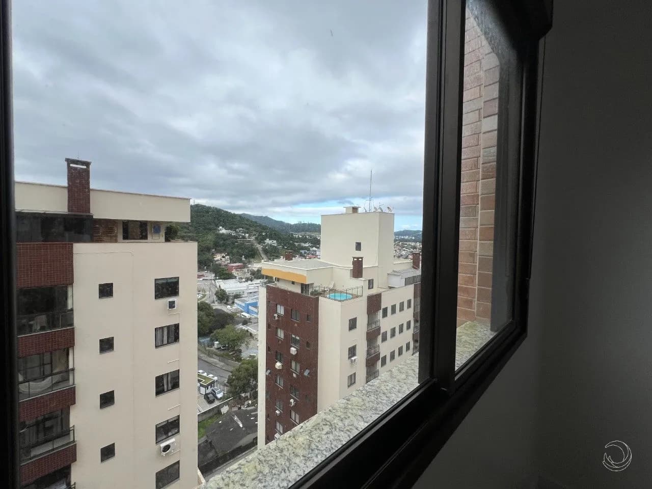 Apartamento para venda com 4 dormitórios em Itacorubi com 108 m² — foto 5
