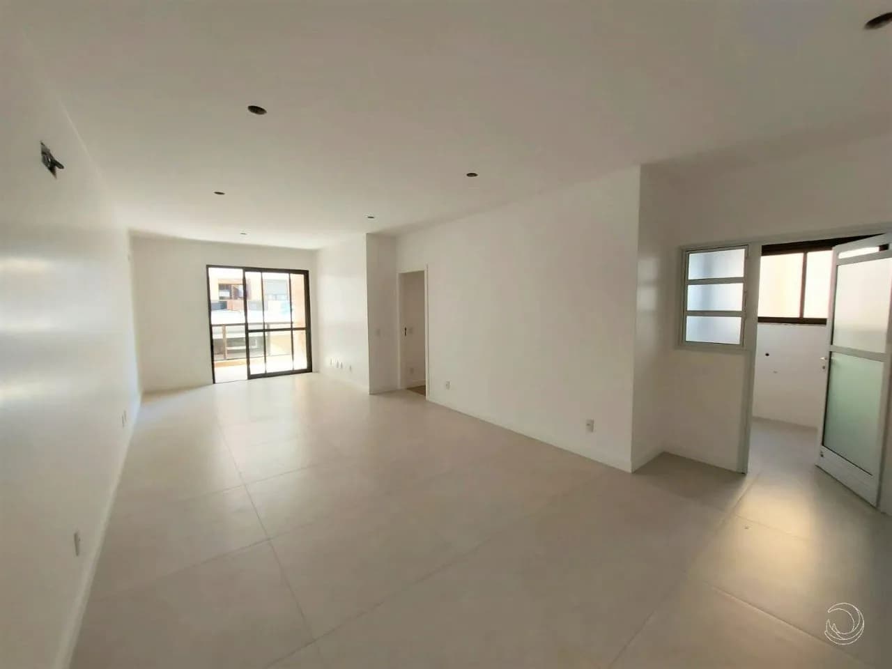 Apartamento para venda com 3 dormitórios em Itacorubi com 101 m² — foto principal