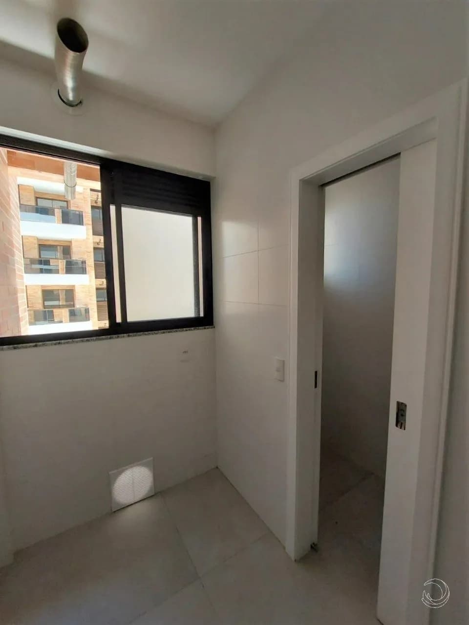 Apartamento para venda com 3 dormitórios em Itacorubi com 108 m² — foto 3