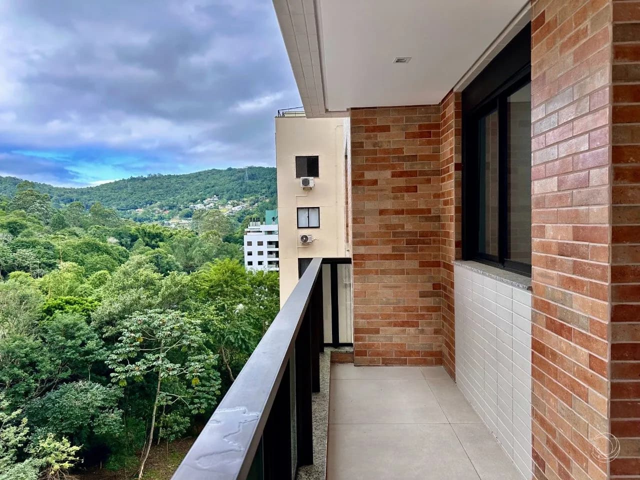 Apartamento para venda com 4 dormitórios em Itacorubi com 108 m² — foto 2