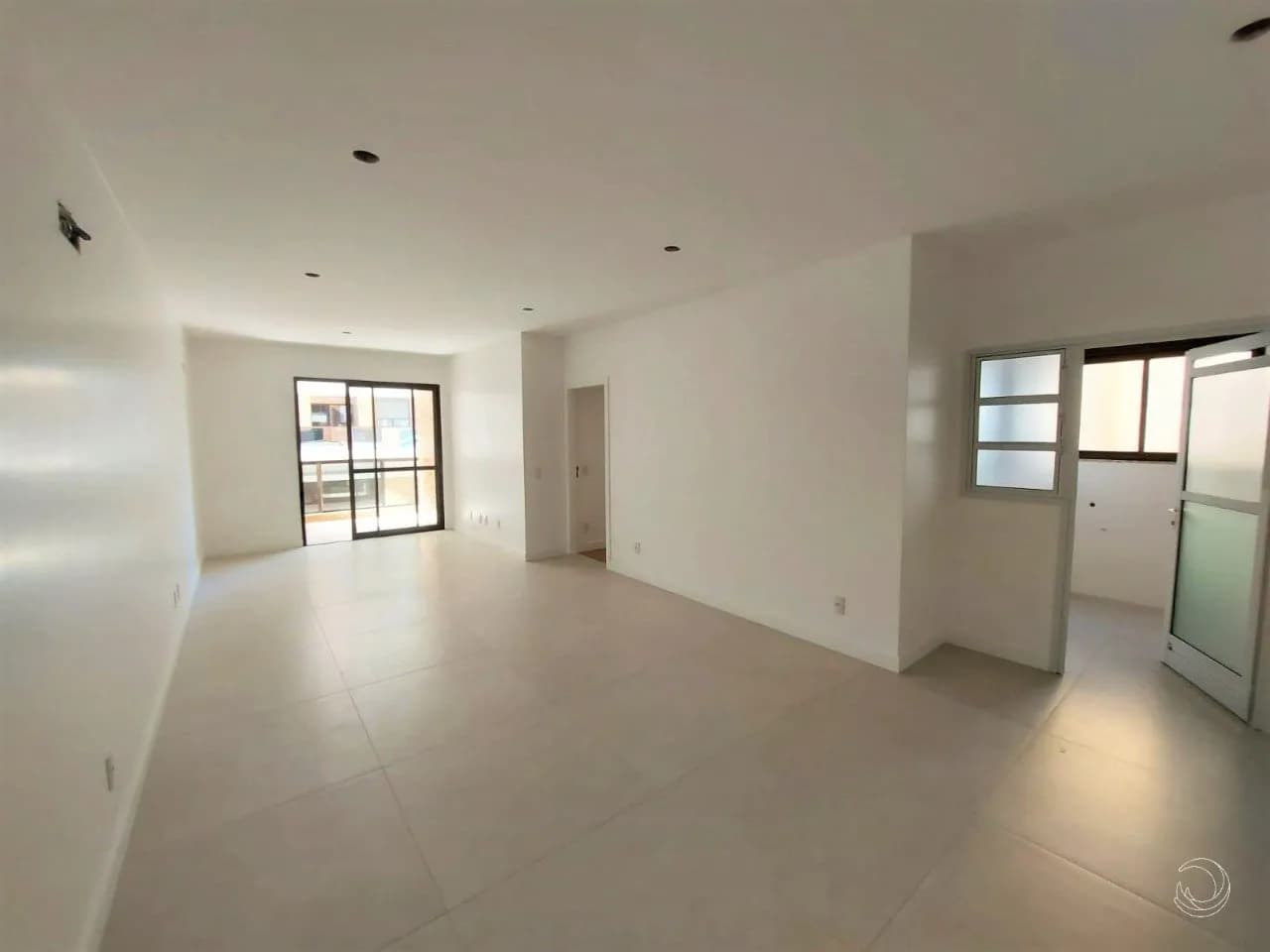 Apartamento para venda com 4 dormitórios em Itacorubi com 108 m² — foto principal