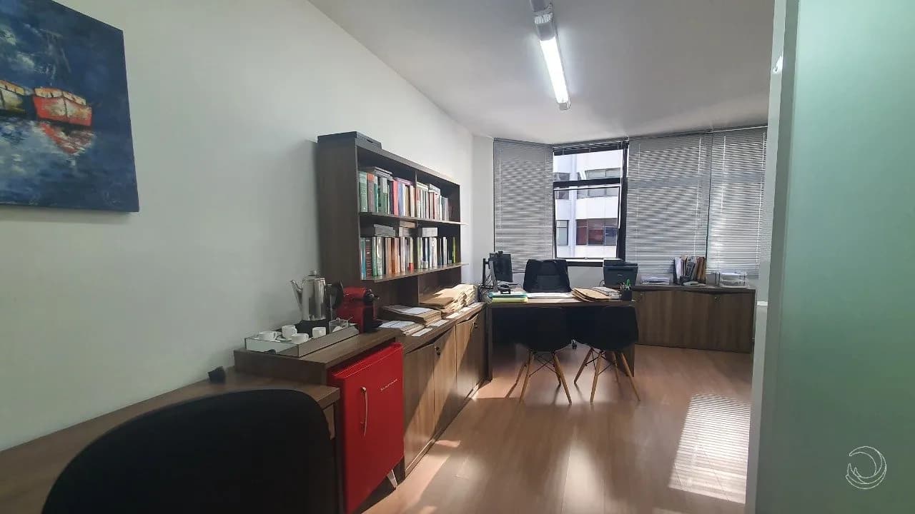 Sala comercial para venda em Centro com 40 m² — foto 2