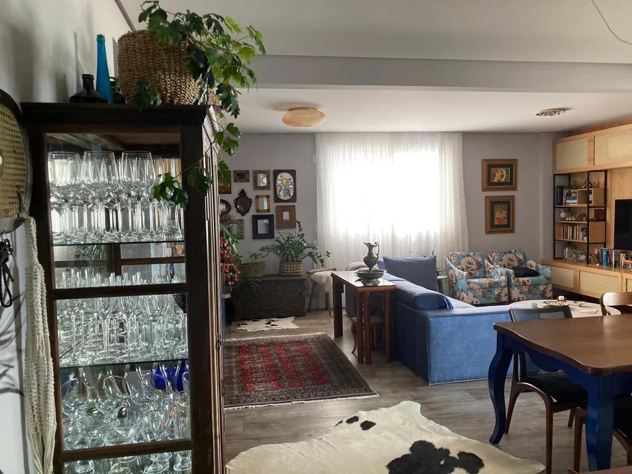 Apartamento para venda com 3 dormitórios em Campinas com 150 m² — foto 2