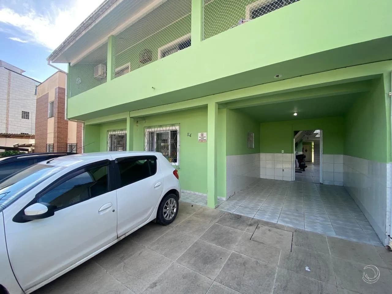 Prédio residencial para venda com 16 dormitórios em Pantanal com 302 m² — foto principal