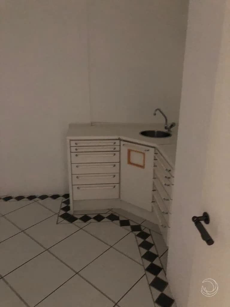 Sala comercial para venda em Centro com 64 m² — foto 2