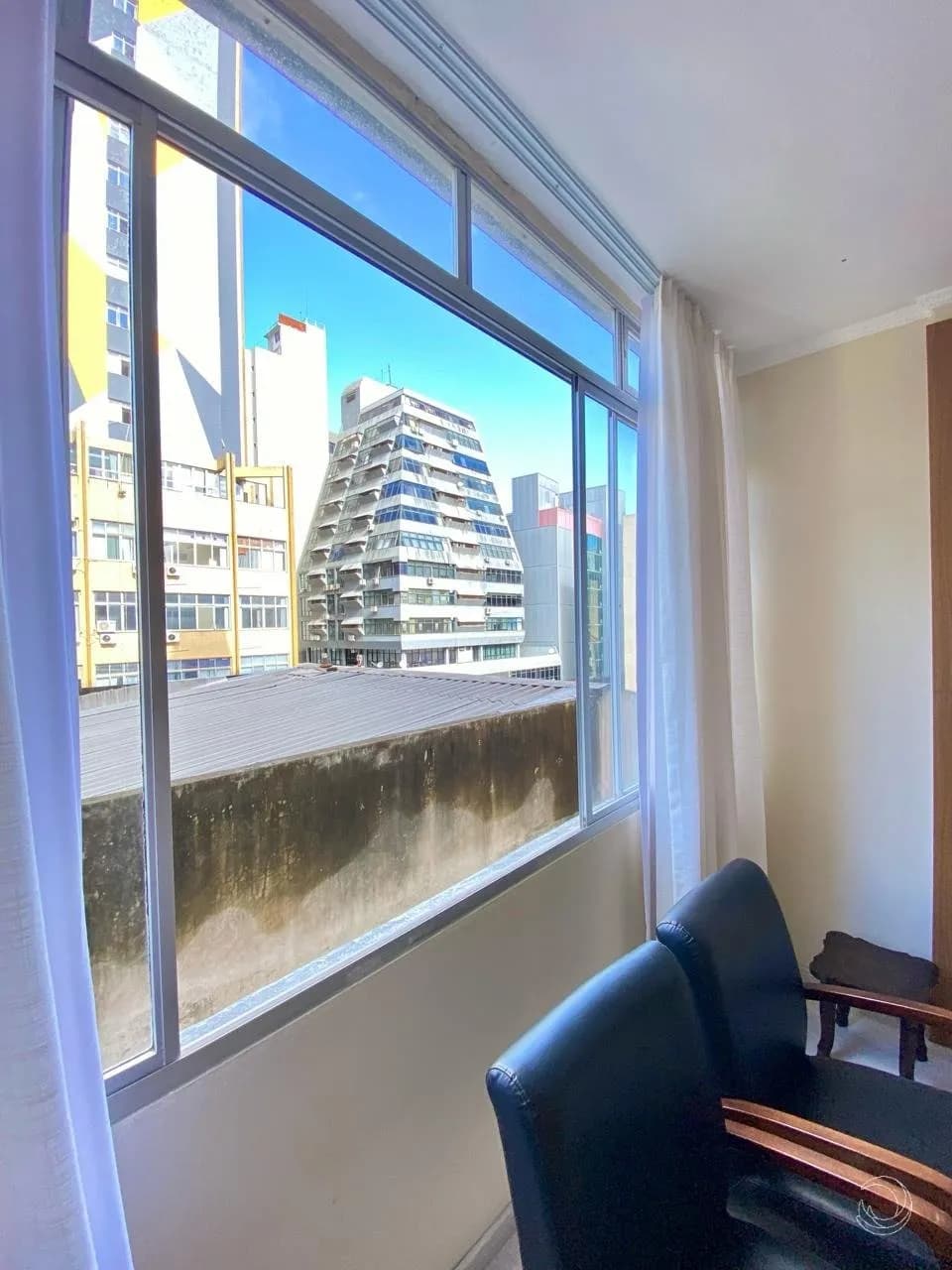 Apartamento para venda com 3 dormitórios em Centro com 99 m² — foto 4