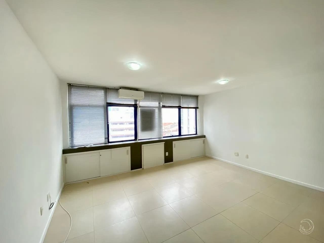 Sala comercial para venda em Centro com 44 m² — foto 5