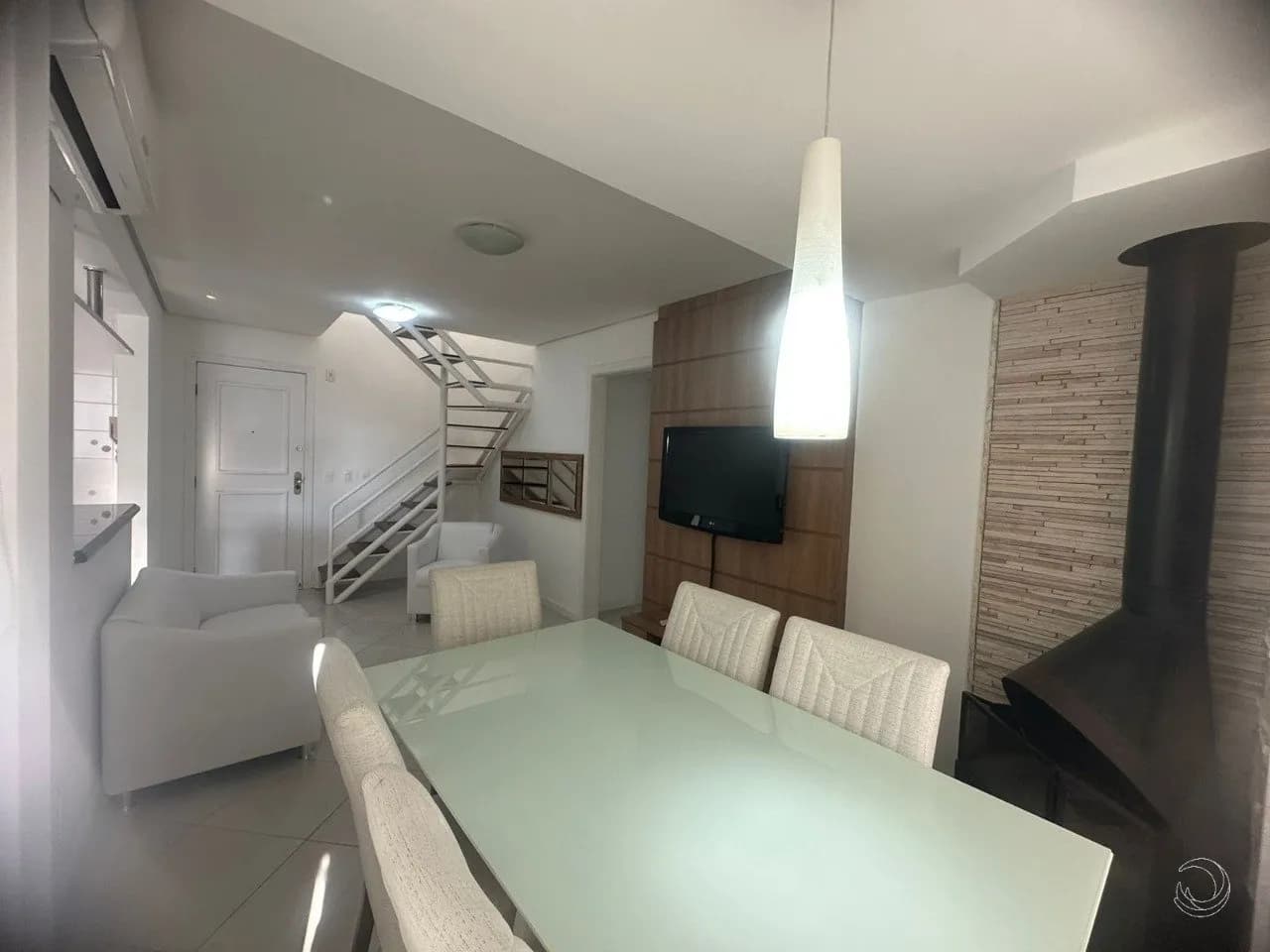 Apartamento duplex para venda com 3 dormitórios em Jurerê Internacional com 113 m² — foto 2
