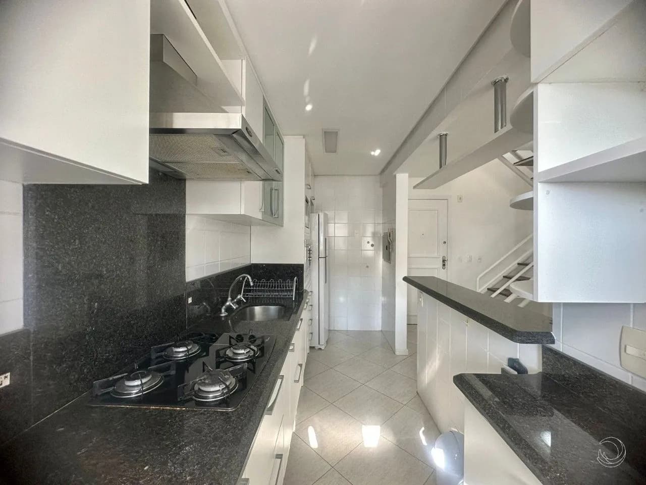 Apartamento duplex para venda com 3 dormitórios em Jurerê Internacional com 113 m² — foto 4