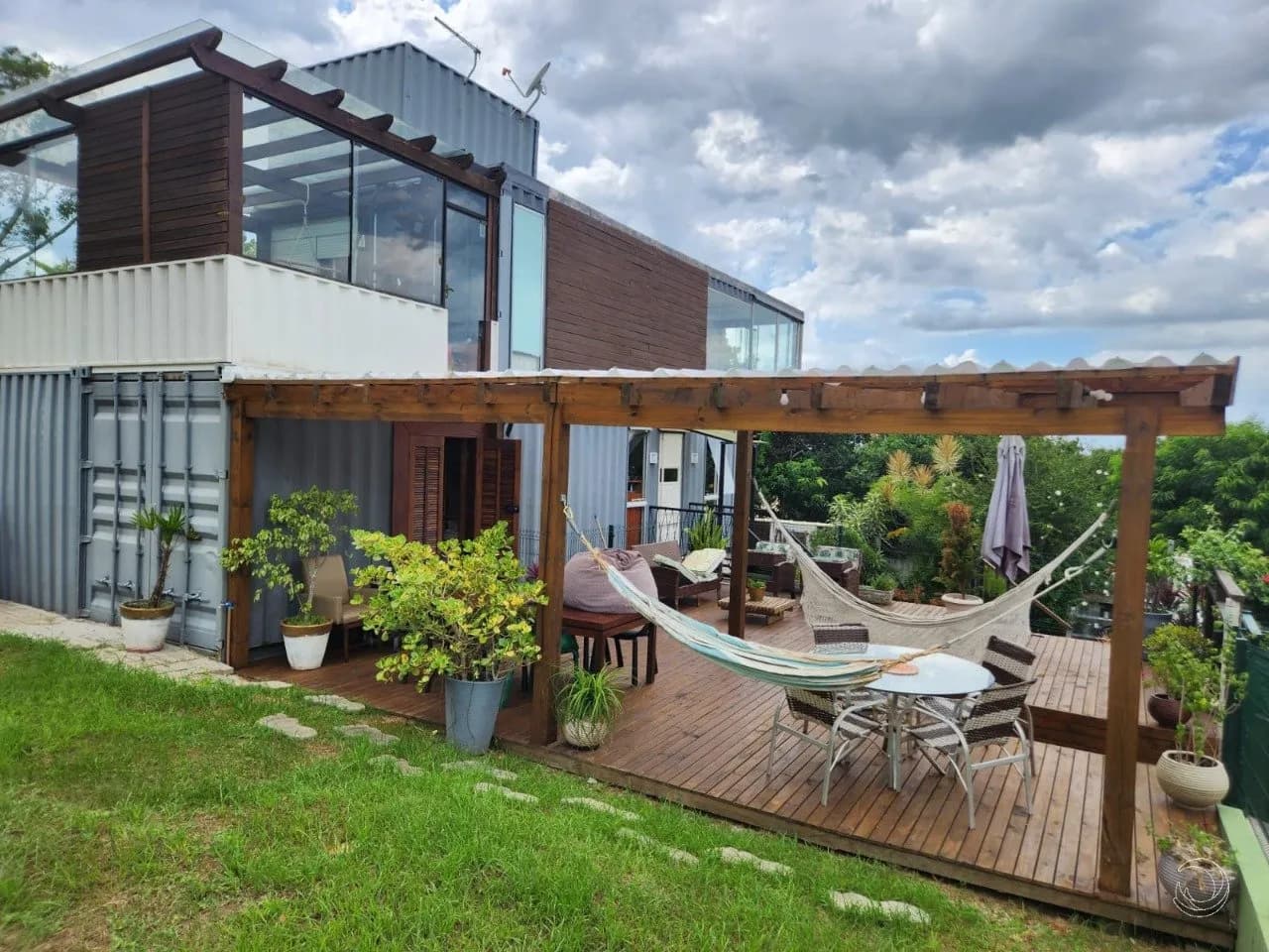 Terreno para venda em Campeche com 1014 m²