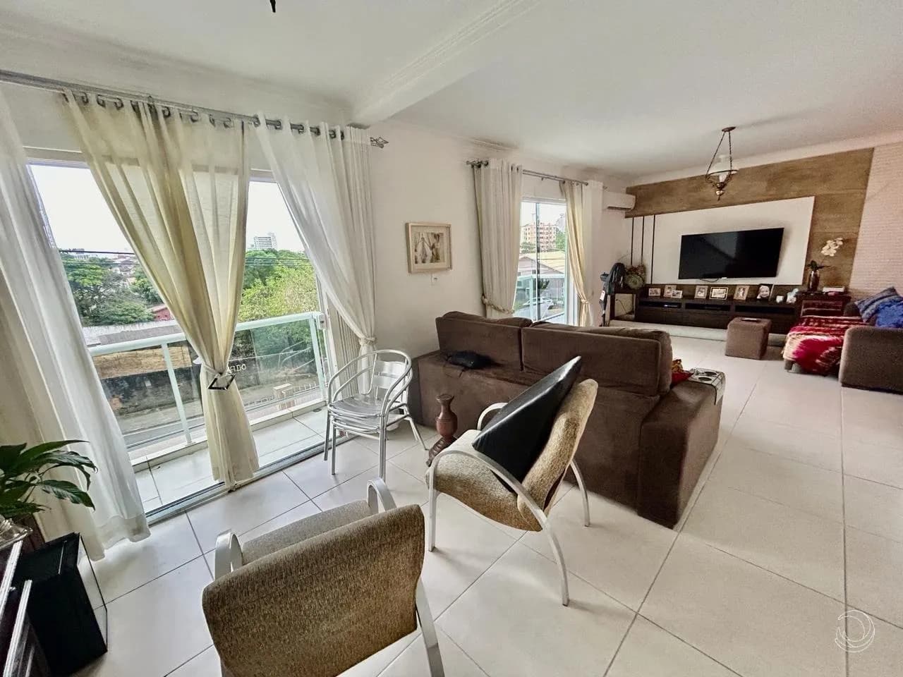 Casa para venda com 5 dormitórios em Capoeiras com 359 m² — foto 2