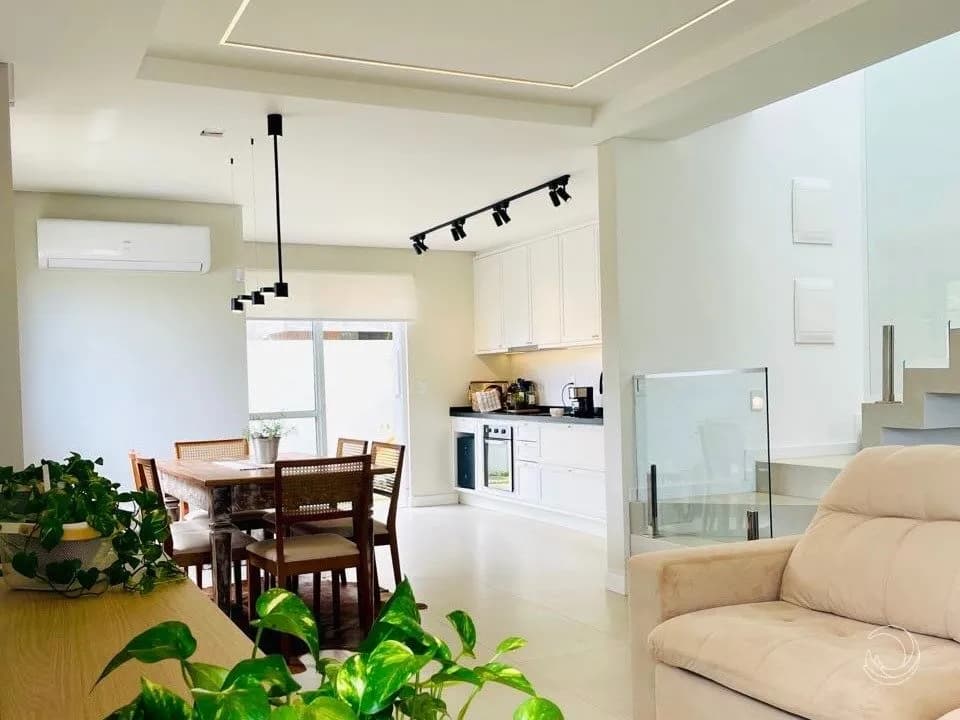 Casa para venda com 3 dormitórios em Campeche com 157 m² — foto 4