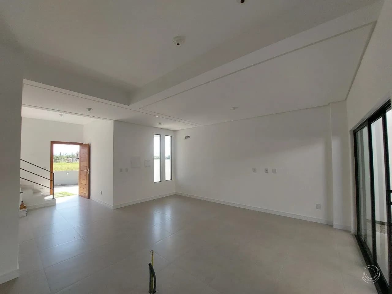 Casa para venda com 3 dormitórios em Ribeirão da Ilha com 140 m² — foto 2