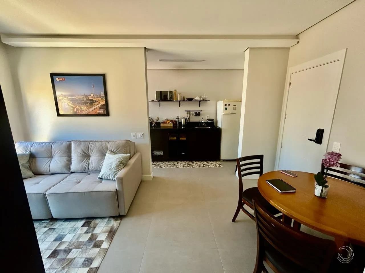 Estúdio para venda com 1 dormitório, em Coqueiros com 39 m² — foto 3