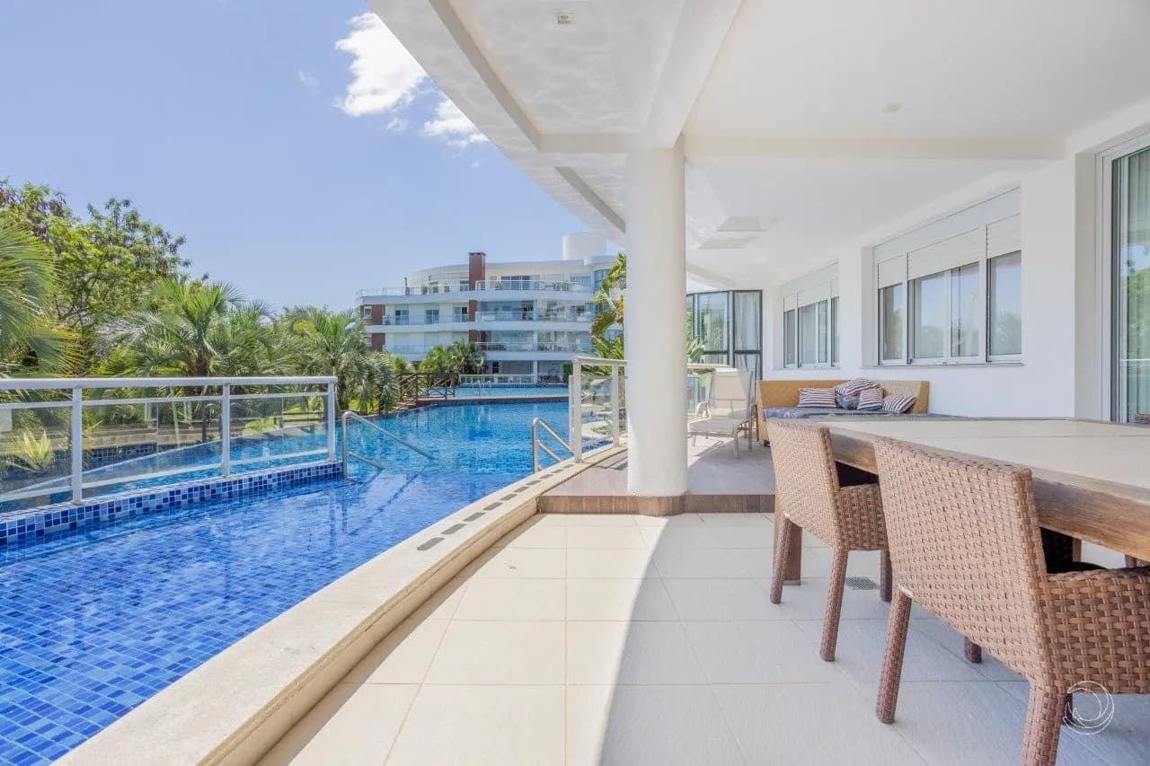 Apartamento para venda com 4 dormitórios em Cachoeira Do Bom Jesus com 224 m²