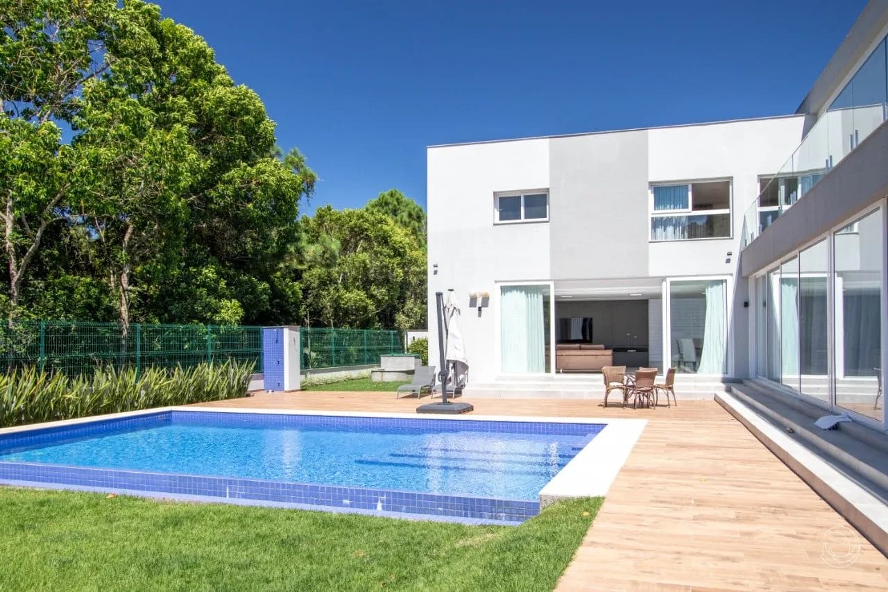 Casa para venda com 5 dormitórios em Cacupé com 942 m² — foto principal