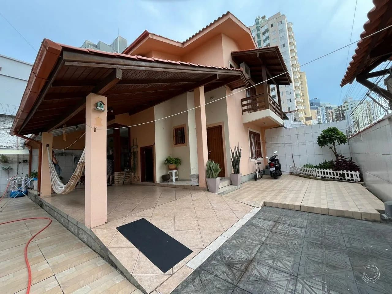 Casa comercial para venda em Campinas com 150 m² — foto principal
