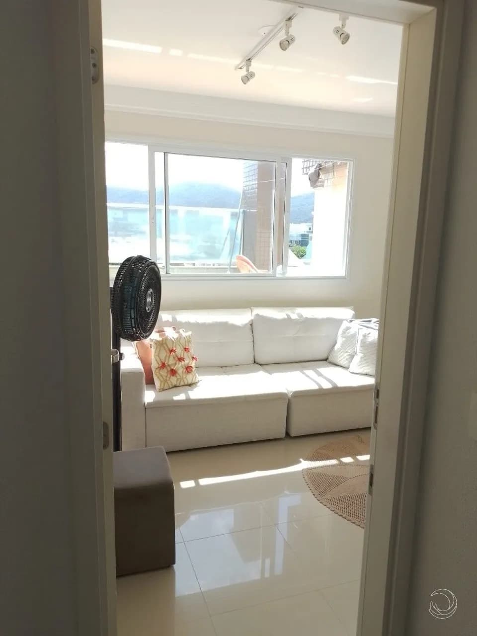 Apartamento para venda com 2 dormitórios em Pântano Do Sul com 95 m² — foto 2