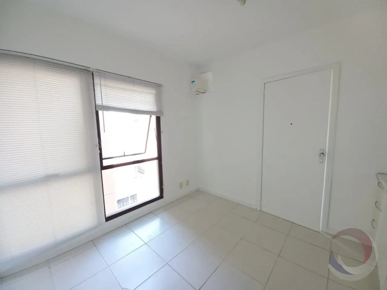 Sala comercial para venda em Centro com 22 m² — foto 2