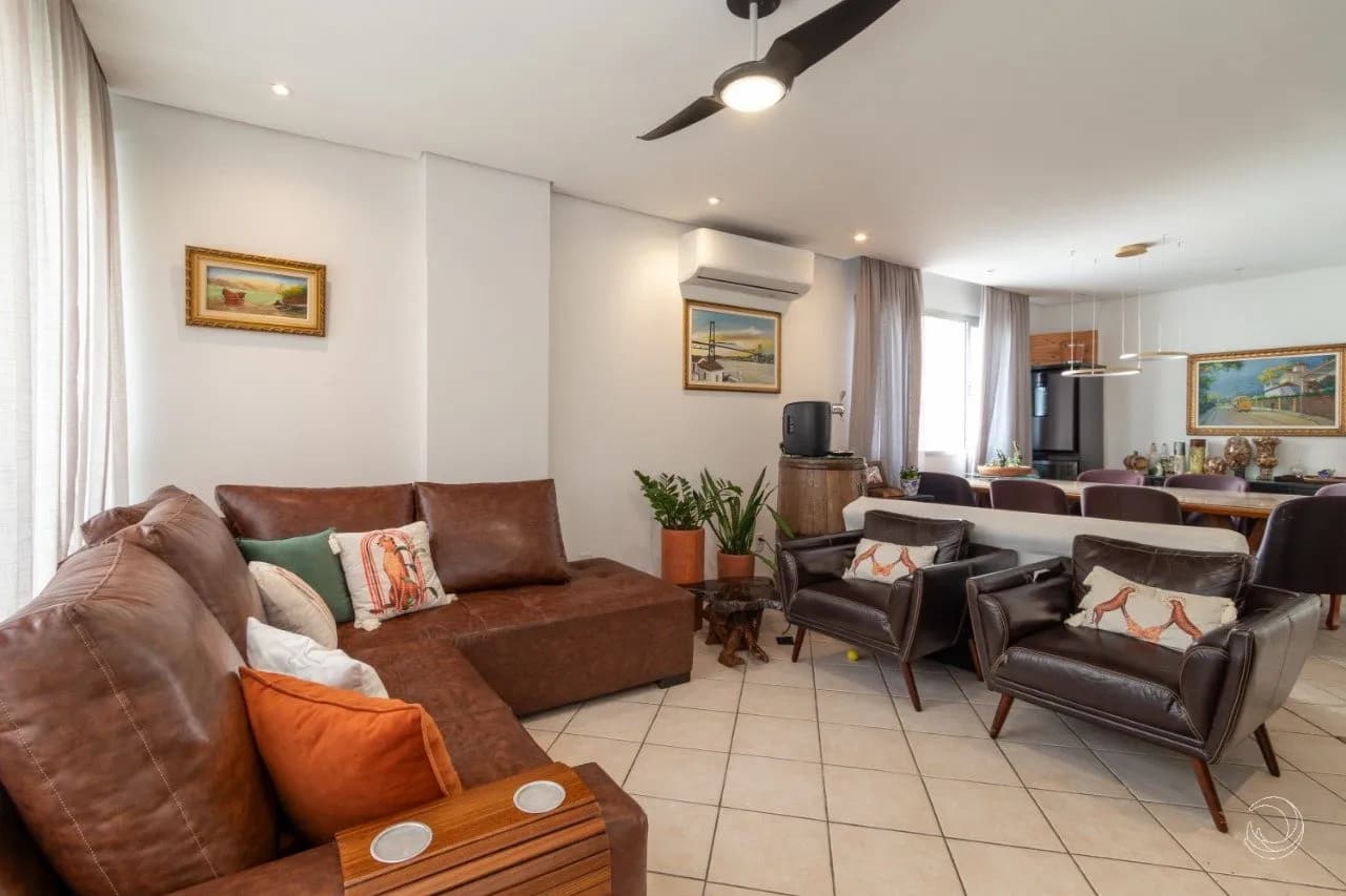 Apartamento para venda com 3 dormitórios em Centro com 140 m² — foto principal