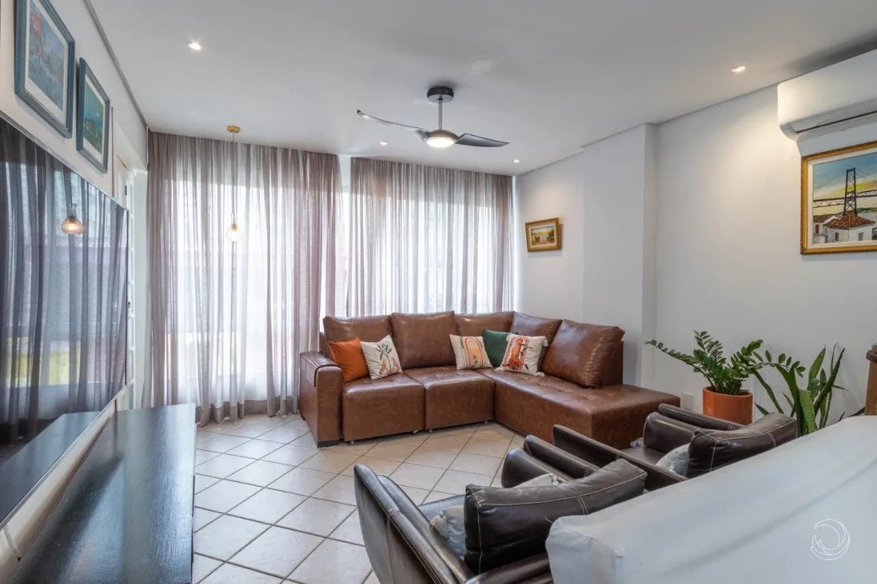 Apartamento para venda com 3 dormitórios em Centro com 140 m² — foto 2