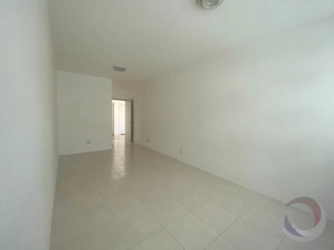 Sala comercial para venda em Trindade com 23 m²
