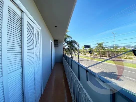 Casa comercial para venda em Coqueiros com 280 m² — foto 2