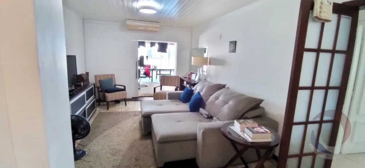 Cobertura para venda com 3 dormitórios em Coqueiros com 280 m² — foto 5