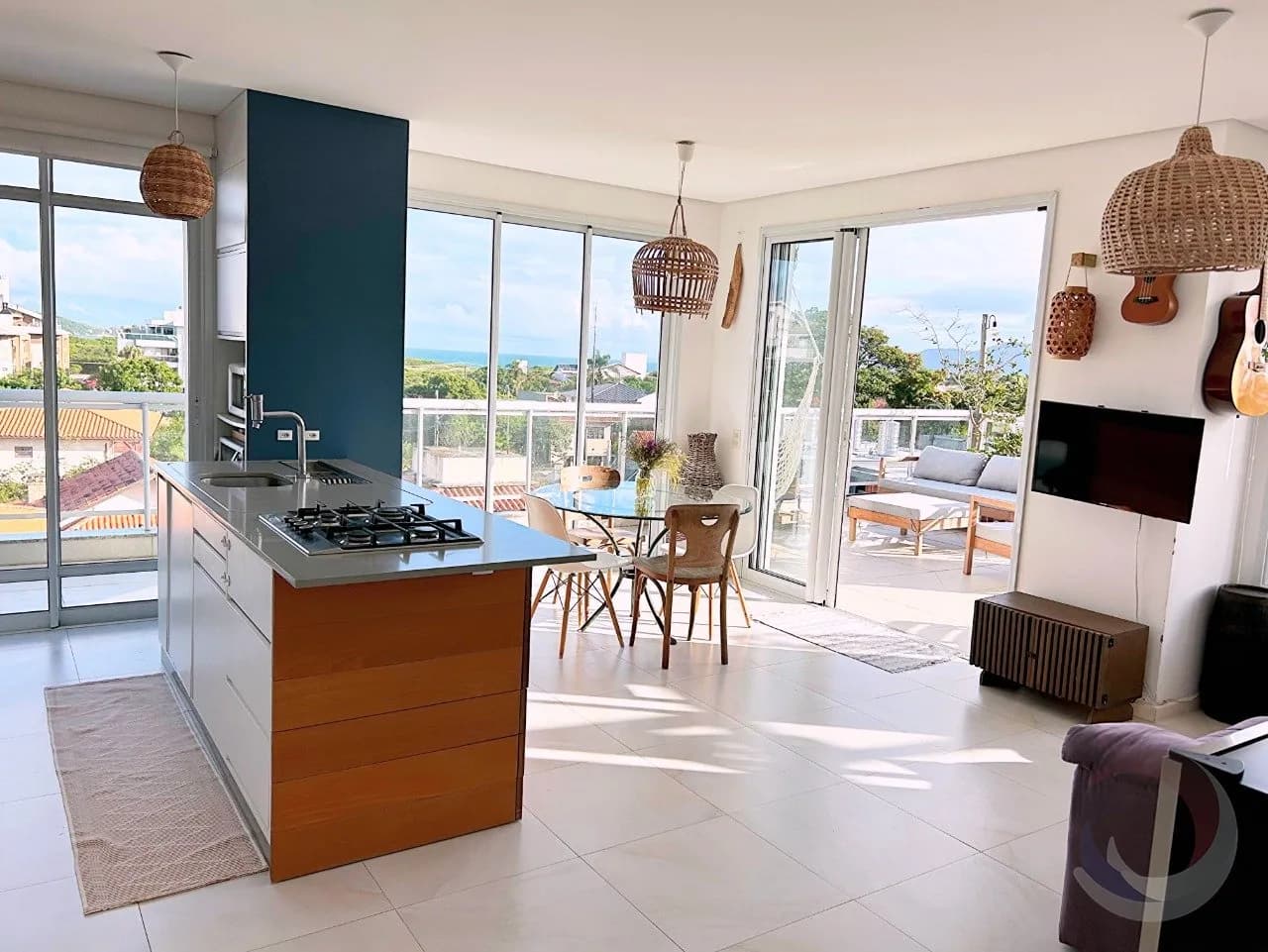 Cobertura para venda com 2 dormitórios em Campeche com 156 m² — foto 2