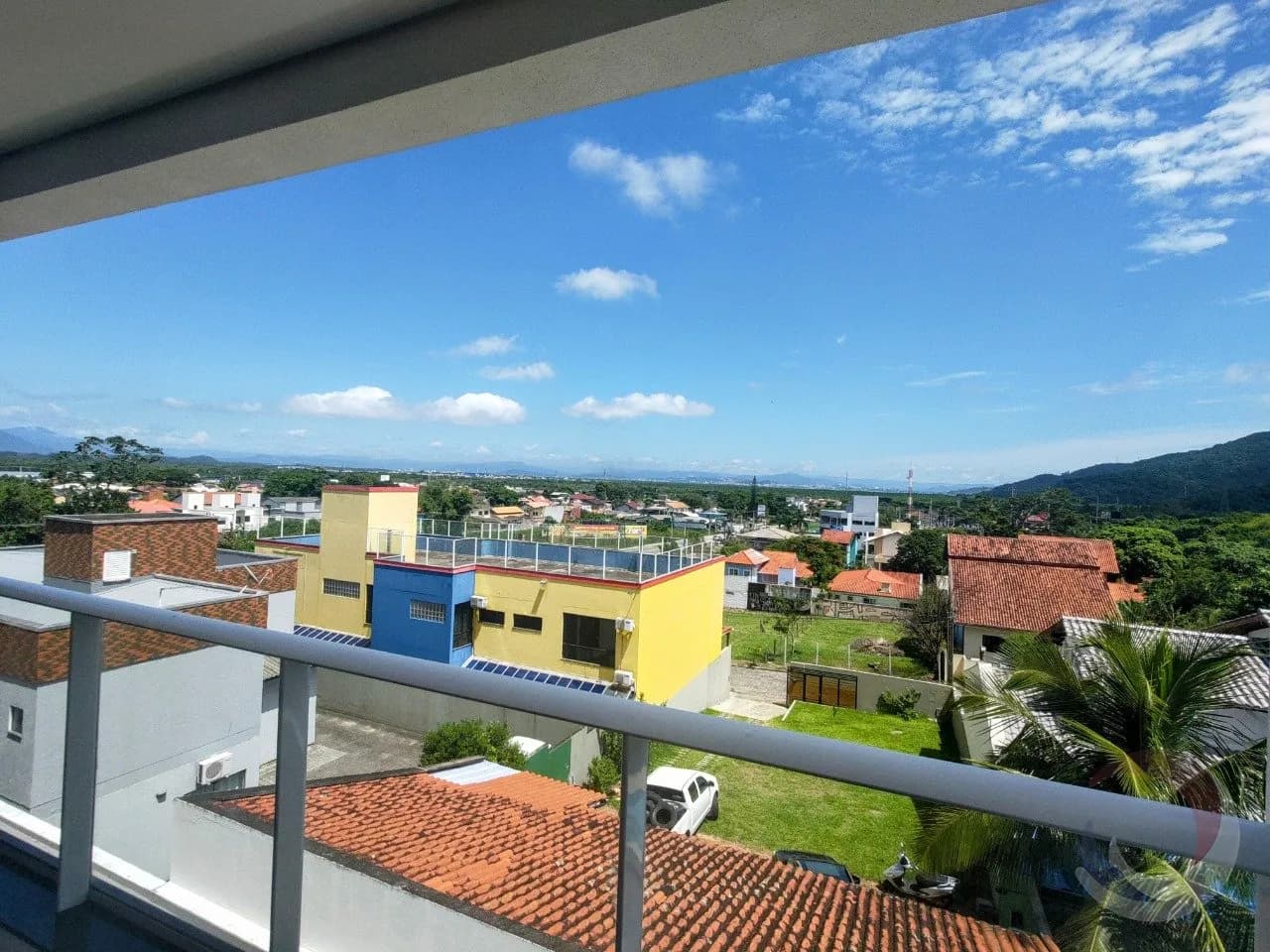 Apartamento para venda com 3 dormitórios em Campeche com 114 m² — foto 3