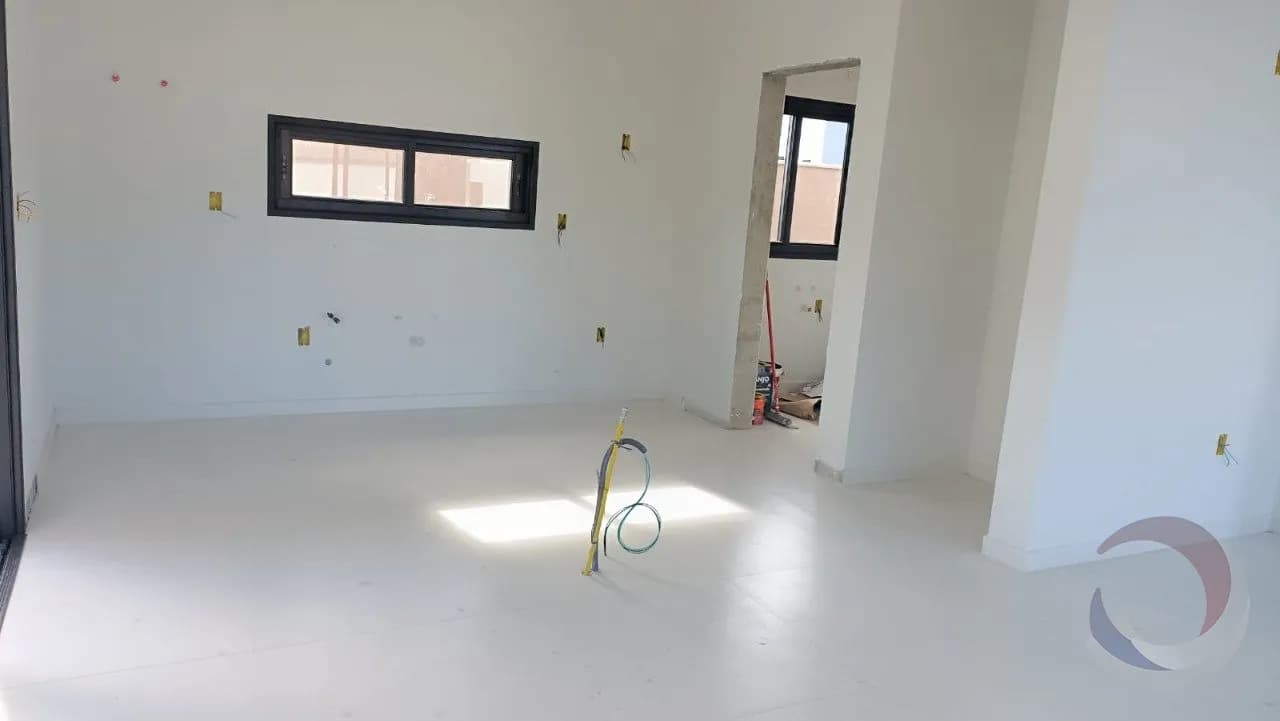 Casa para venda com 4 dormitórios em São João do Rio Vermelho com 244 m² — foto 5
