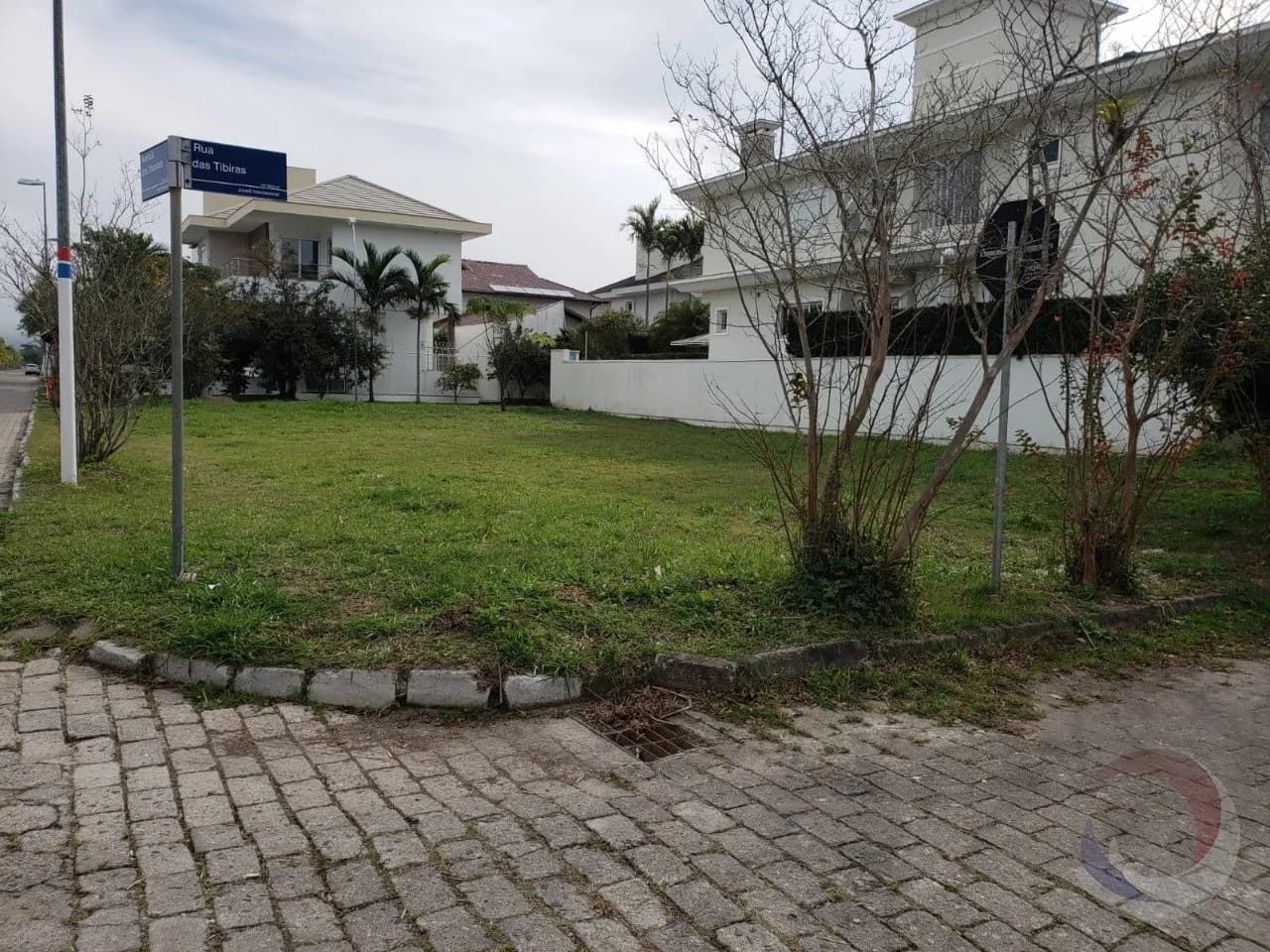 Terreno para venda em Jurerê Internacional com 450 m² — foto principal