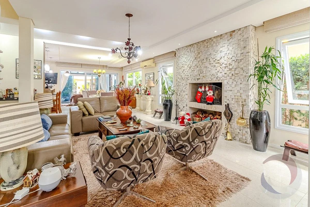 Casa para venda com 5 dormitórios em Campeche com 313 m² — foto 2