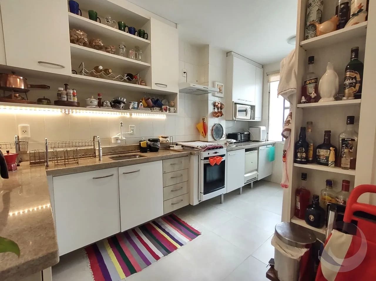 Cobertura para venda com 4 dormitórios em Itacorubi com 114 m²