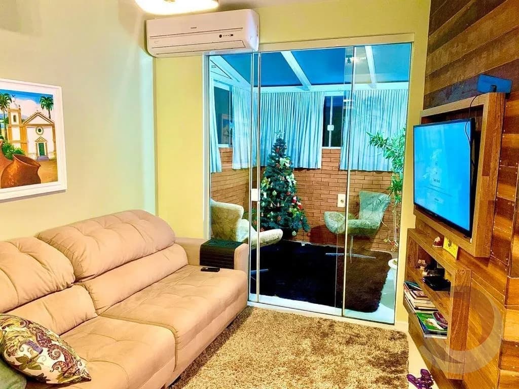 Casa para venda com 4 dormitórios em Carianos com 110 m² — foto 3