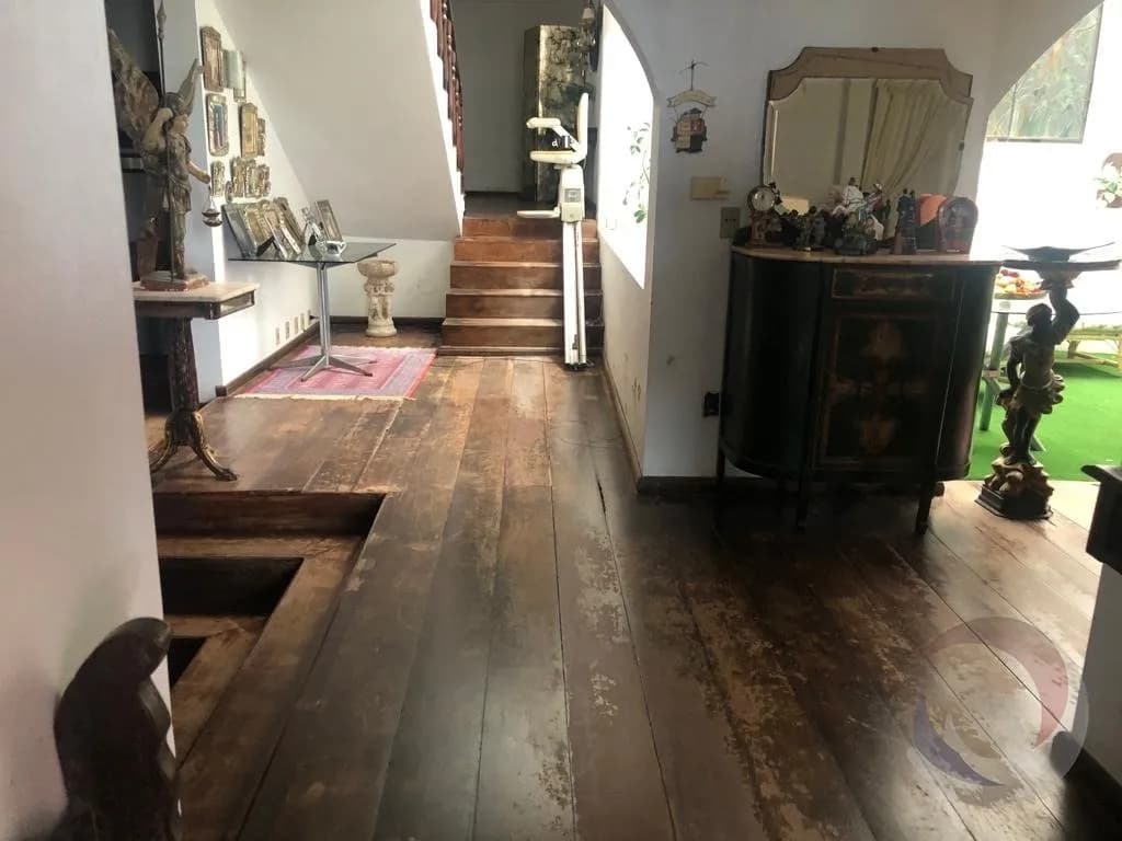 Casa para venda com 6 dormitórios em Centro com 440 m² — foto 4