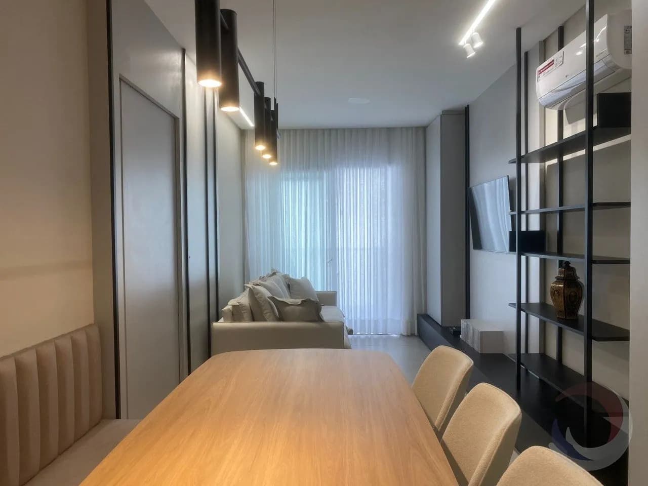 Apartamento para venda com 2 dormitórios em Campinas com 78 m² — foto 2