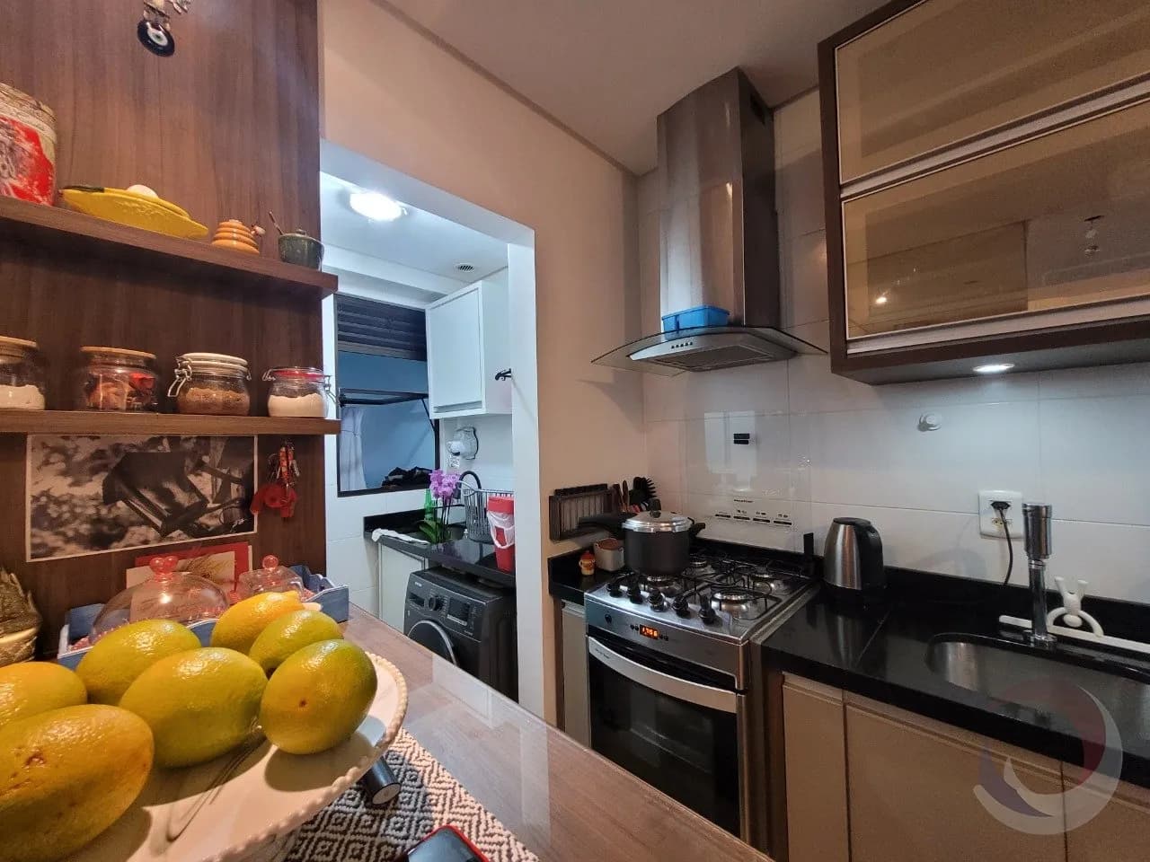 Apartamento para venda com 2 dormitórios em Novo Campeche com 97 m² — foto 2