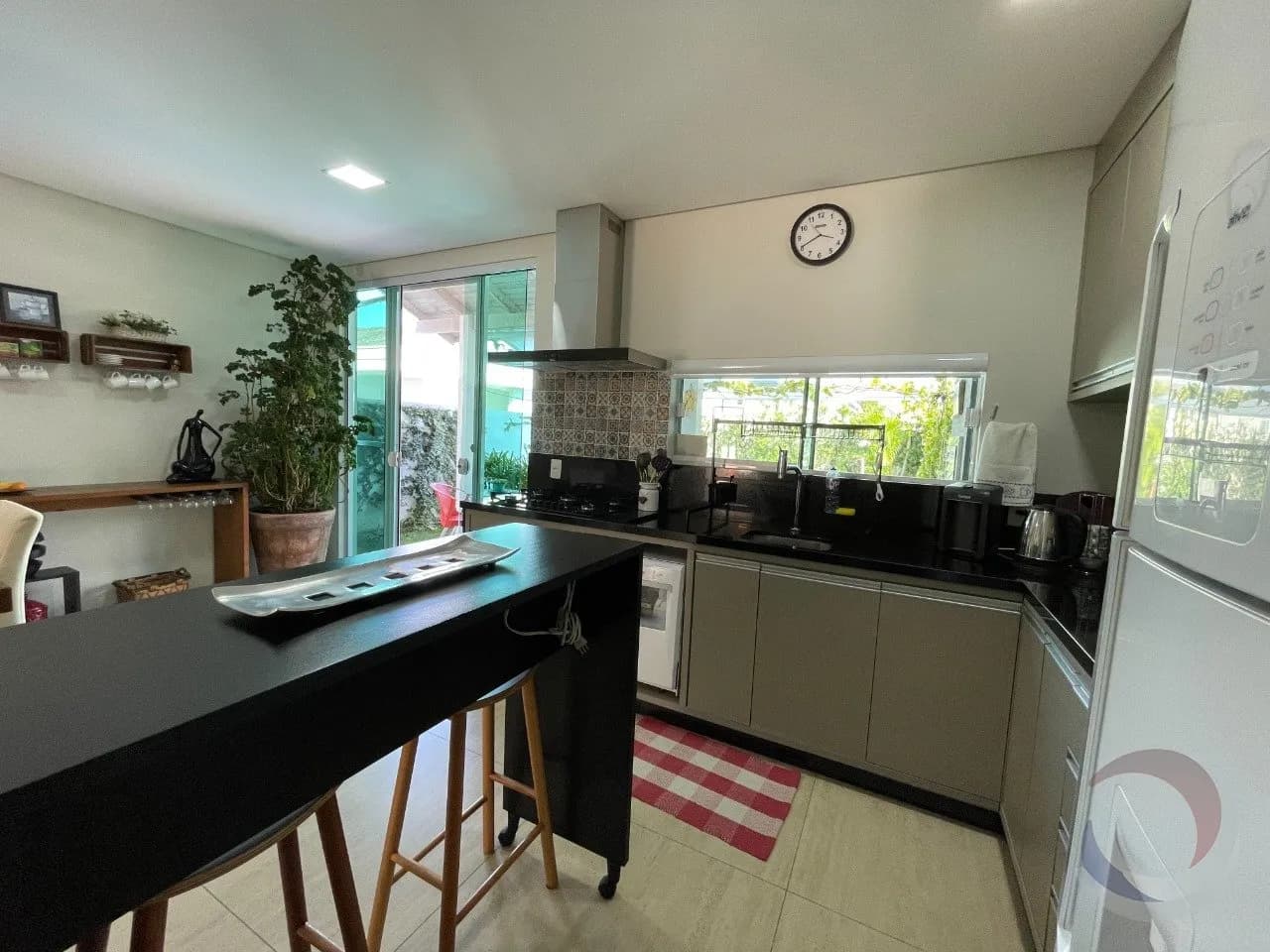 Casa para venda com 4 dormitórios em Cachoeira Do Bom Jesus com 173 m² — foto 3