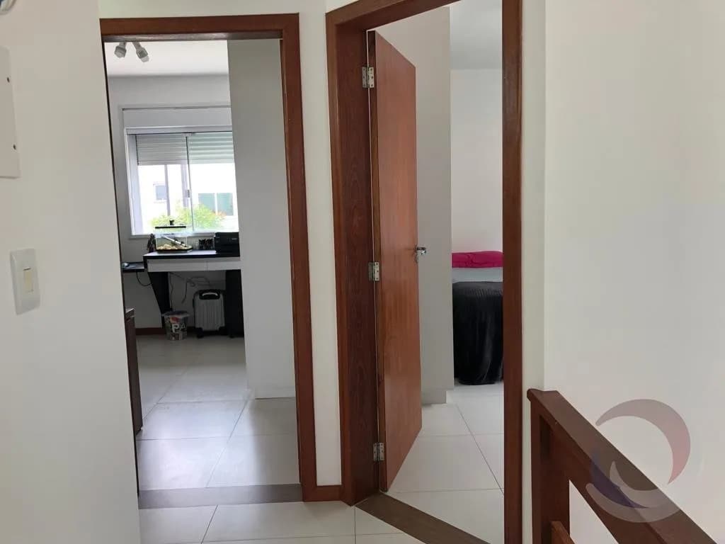 Casa para venda com 3 dormitórios em Ribeirão da Ilha com 125 m² — foto 5