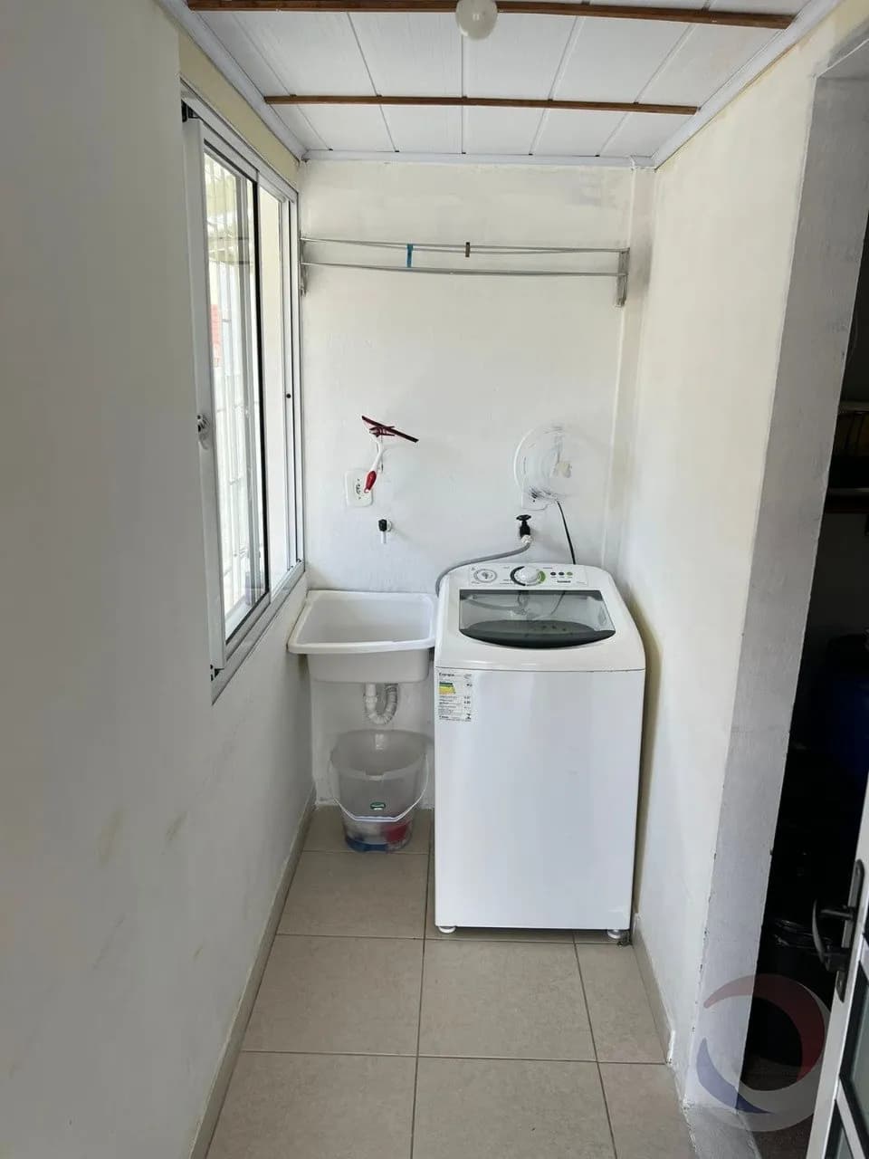 Casa para venda com 3 dormitórios em Coqueiros com 169 m² — foto 5