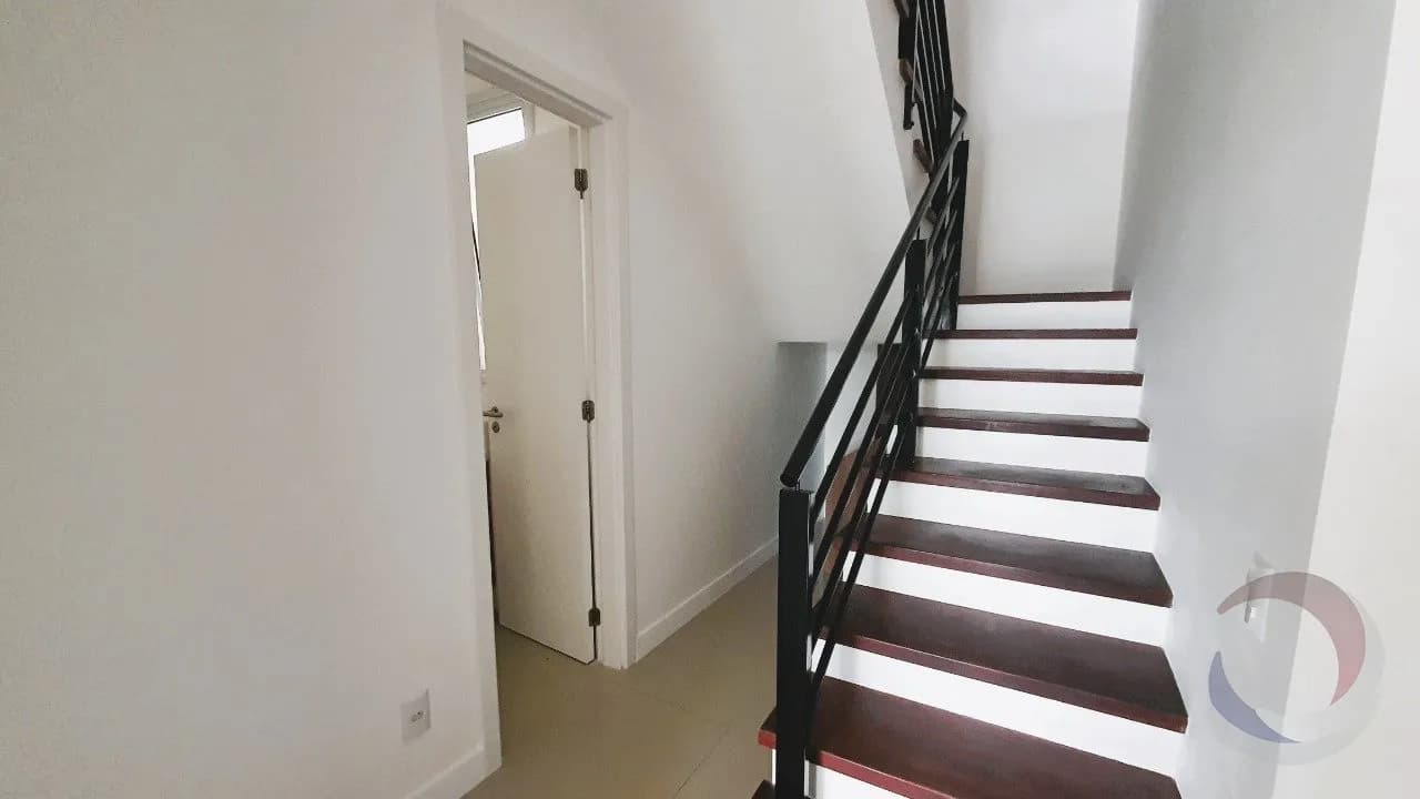 Apartamento duplex para venda com 3 dormitórios em Pedra Branca com 146 m² — foto 3