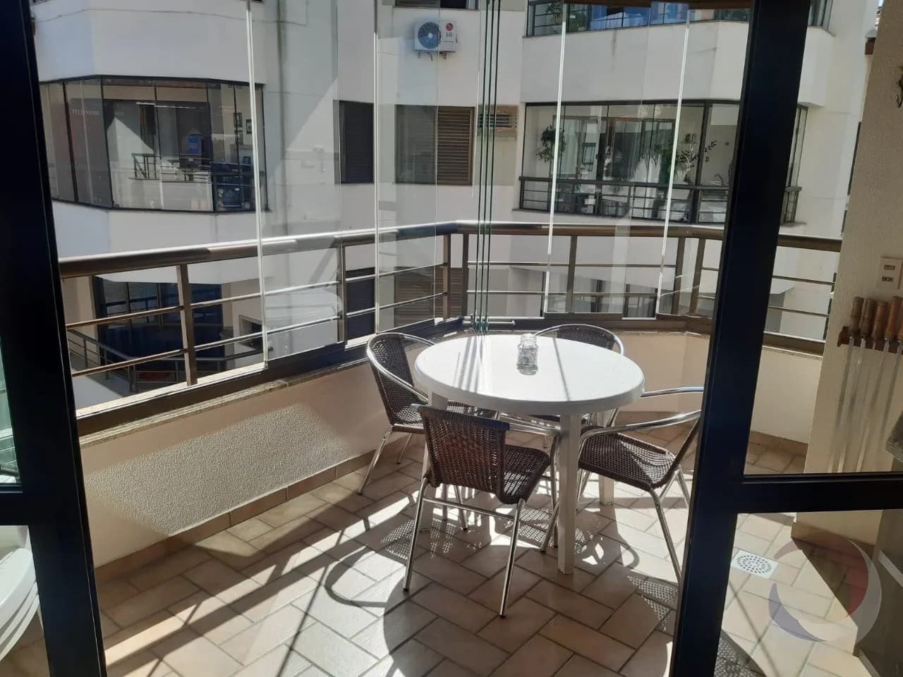 Apartamento para venda com 2 dormitórios em Cachoeira Do Bom Jesus com 80 m² — foto 4